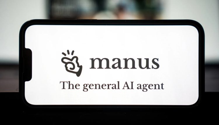 Manus