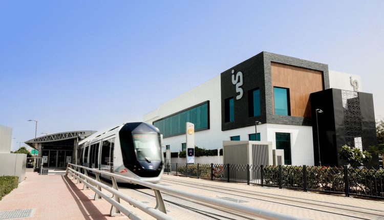 حاضنة الأعمال «in5»