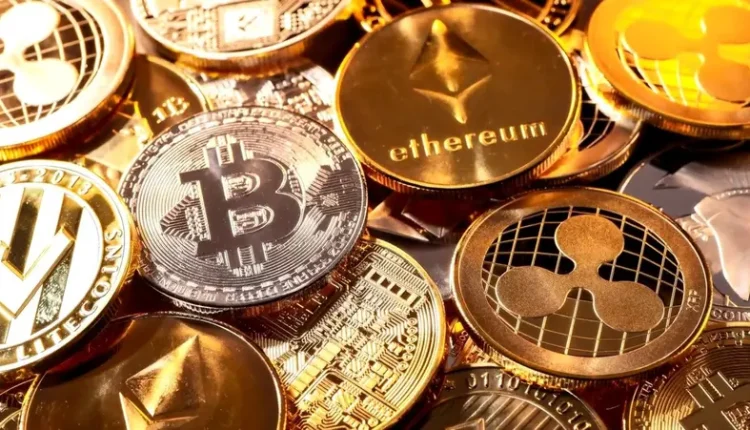 أكبر 10 عملات