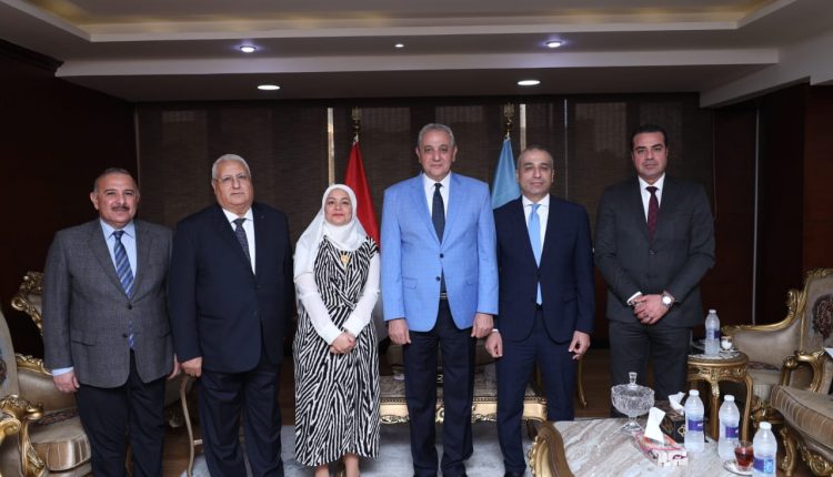 الرئيس التنفيذي