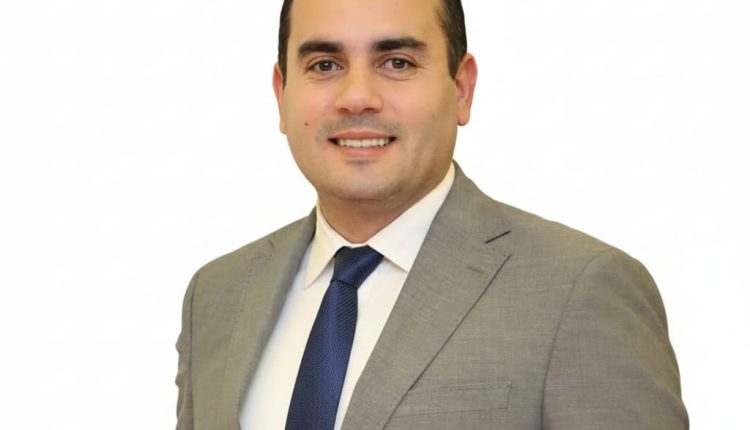 الدكتور حسن عبداللطيف