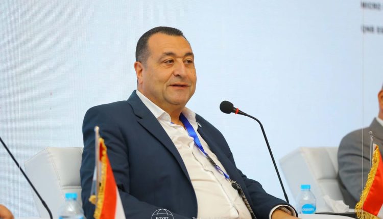 عمرو أبو العزم