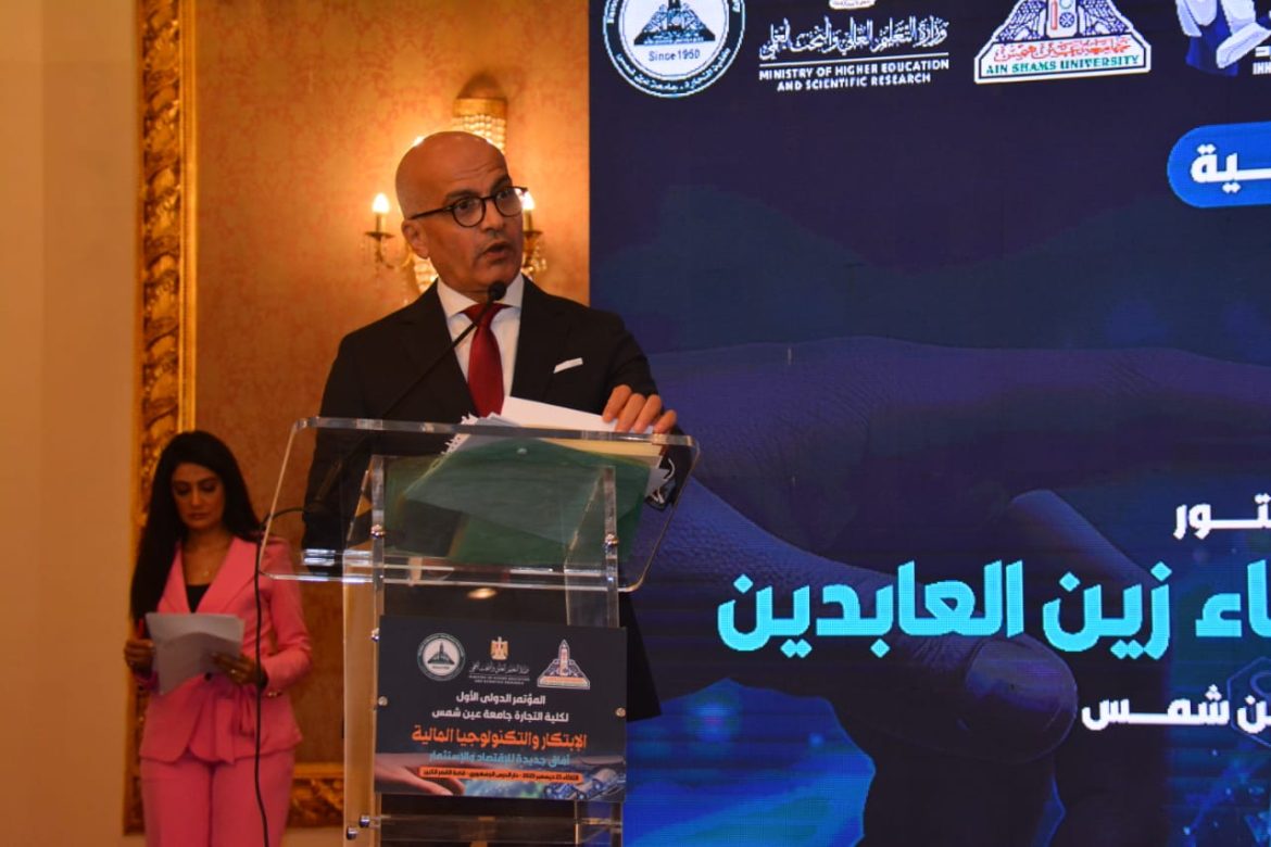 رئيس جامعة عين شمس