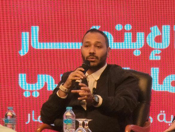 عمر المنير