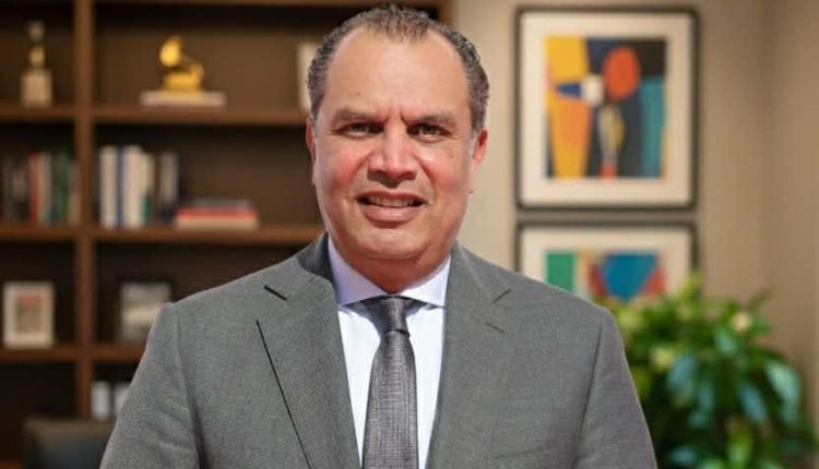 بقرار جمهوري