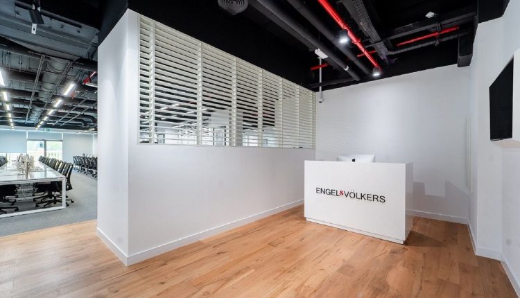 إنجل آند فولكرز