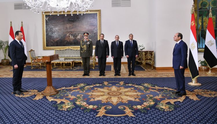 وزير الاتصالات المصري