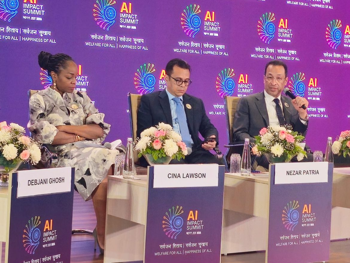 وزير الاتصالات