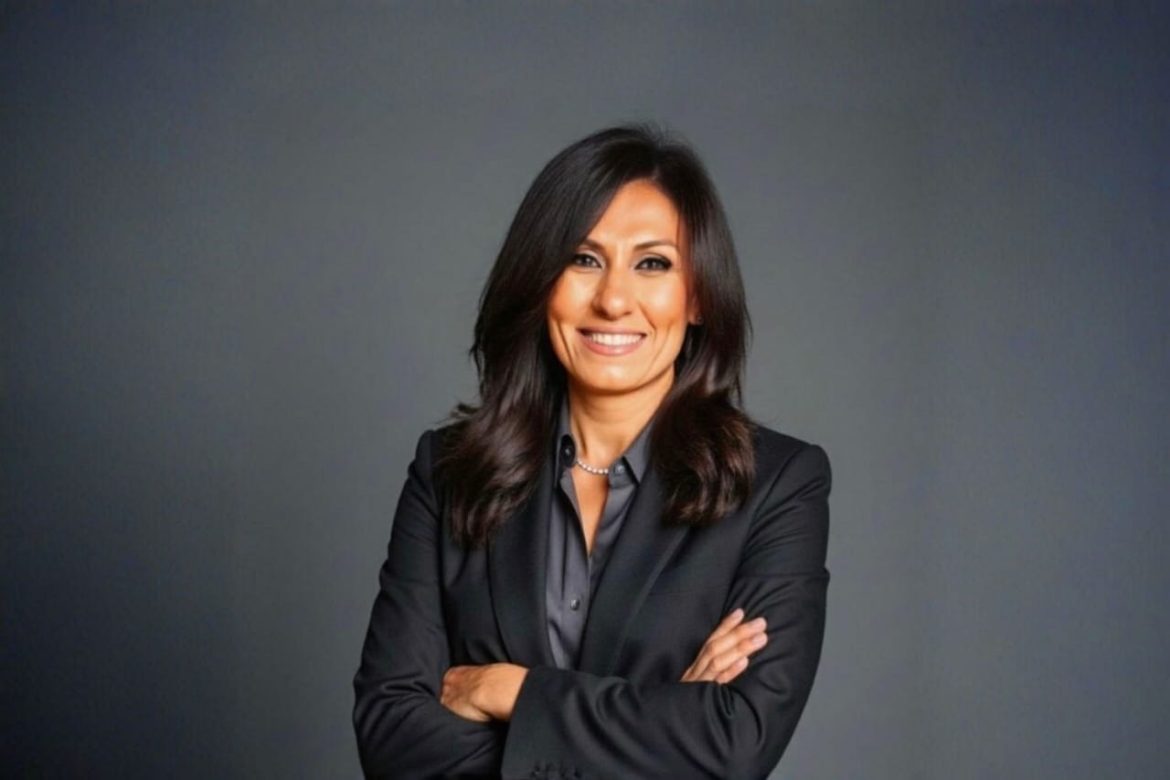 الخبيرة المصرفية