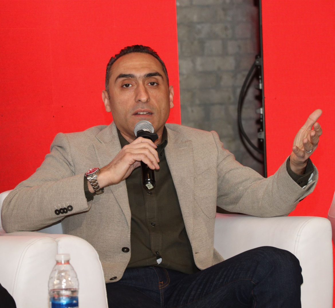 الرئيس التنفيذي