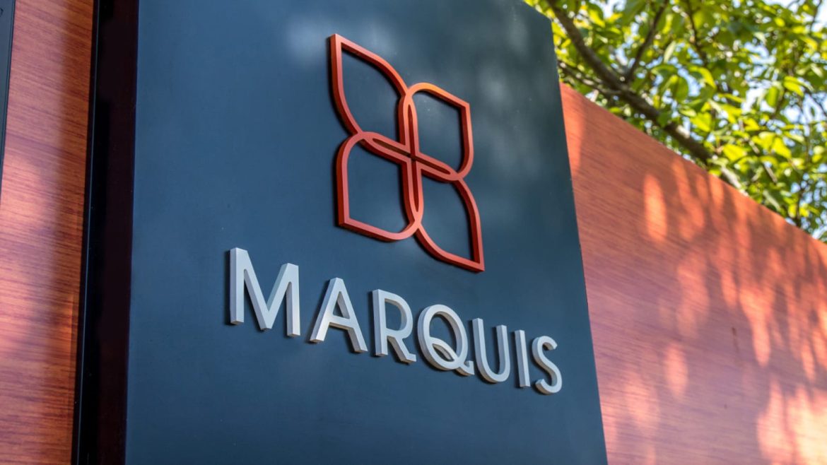 عملاء البنوك