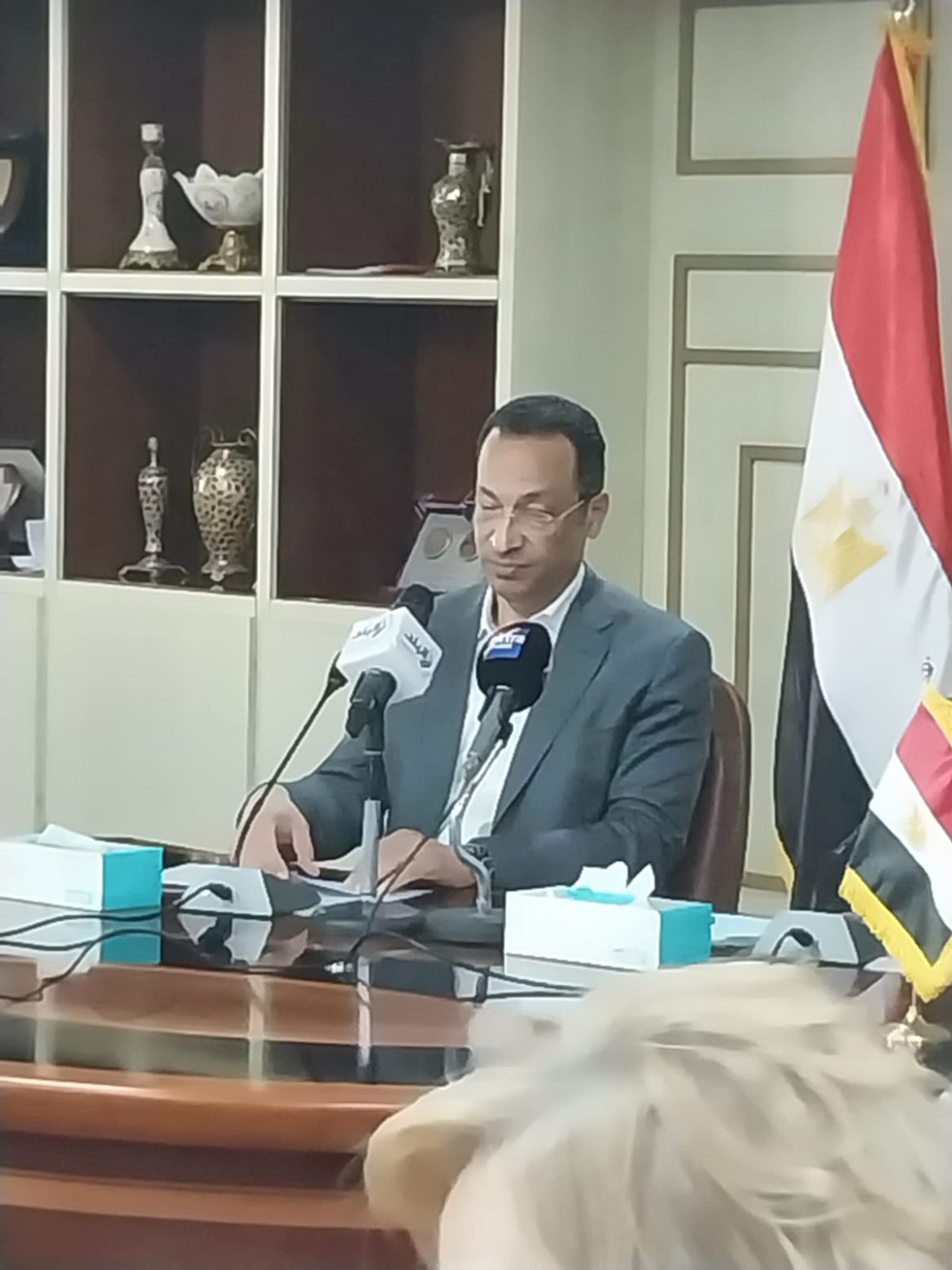 وزير الاتصالات